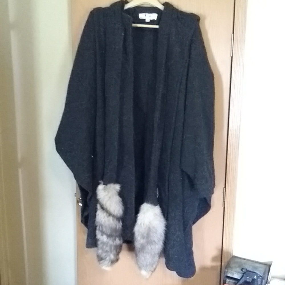 Vintage 100%Wool Poncho/Coat